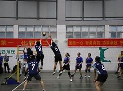 爱游戏-关于斯图加特球员齐心协力，力争在比赛中取得胜利的信息