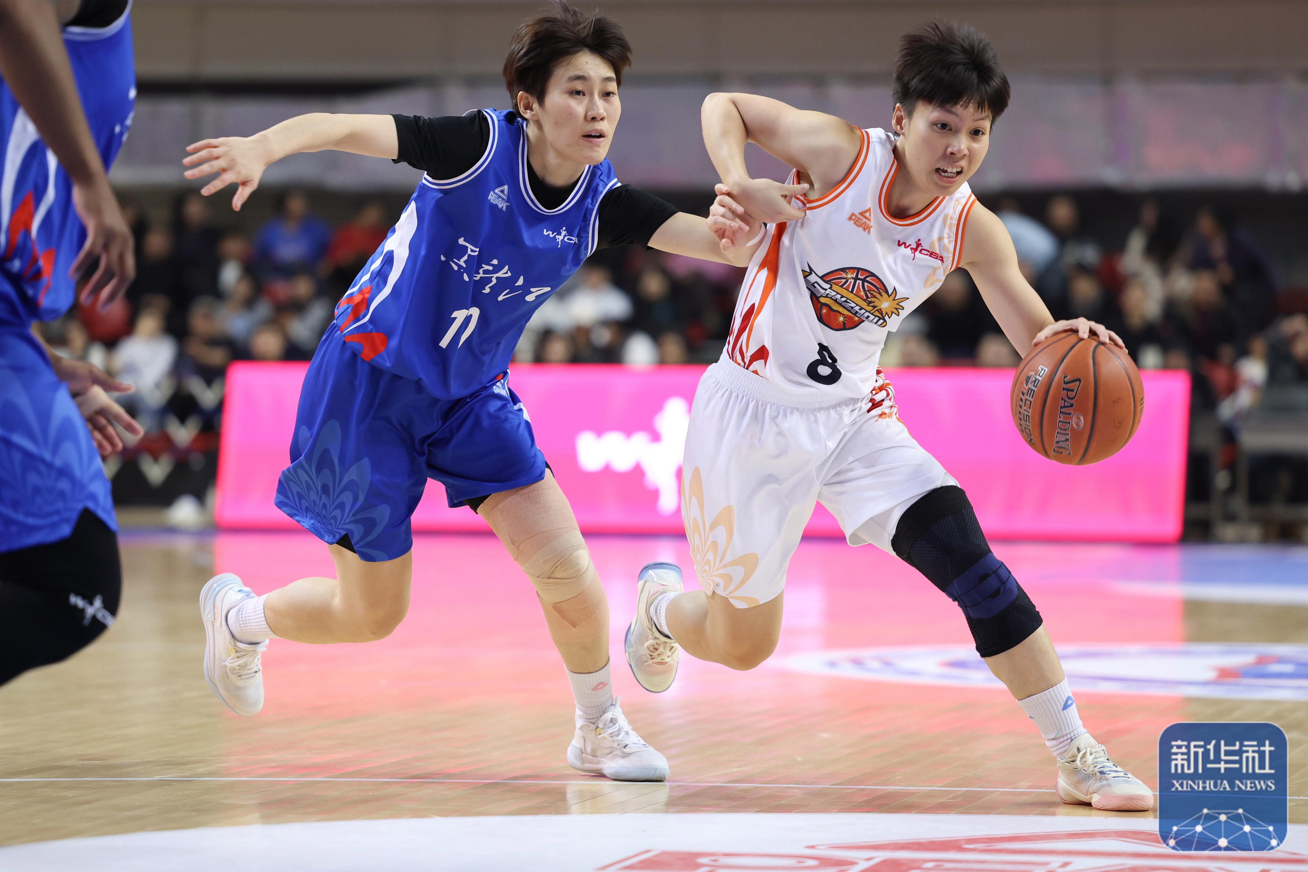 奥运篮球赛场激烈对决即将开始