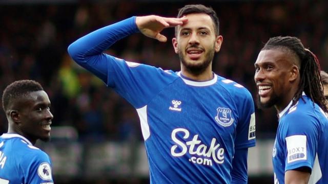 艾弗顿发扬团队精神,全力以赴赢球的简单介绍 艾弗顿发扬团队精神,全力以赴赢球的简单介绍