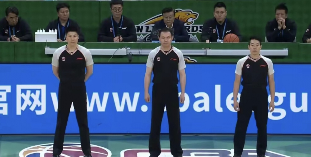 爱游戏官网-裁判执法公正，仲裁结果受到球队和观众肯定