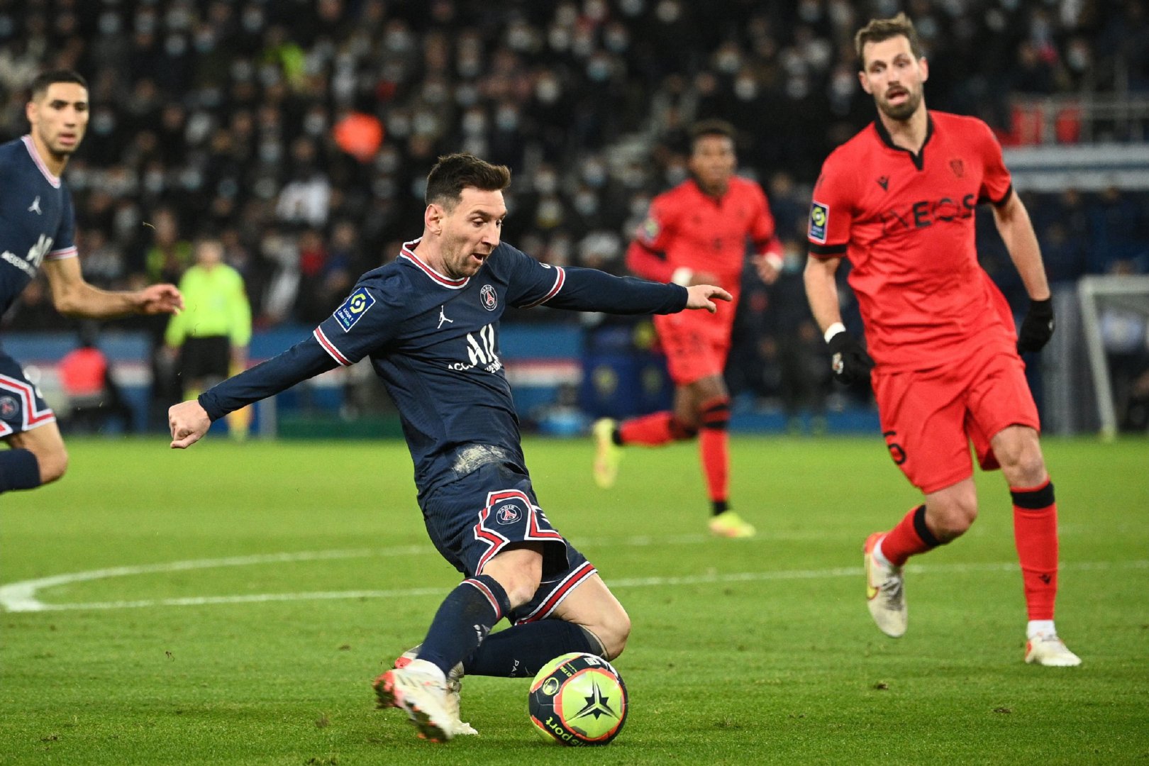 爱游戏官网入口-包含图卢兹客场战平尼斯，积分稳定的词条