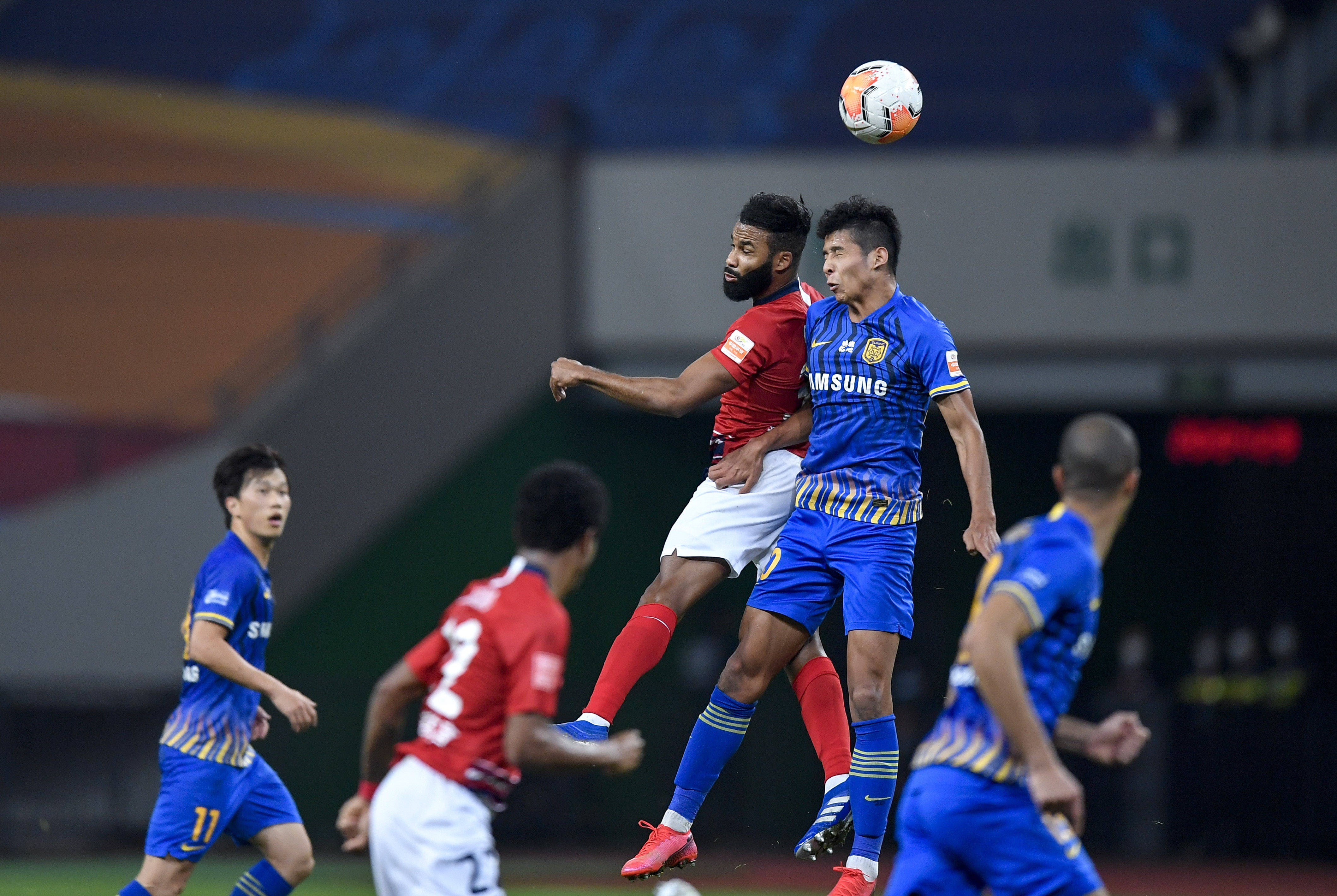 关于江苏苏宁开启中超后半程征程，准备全力争冠的信息