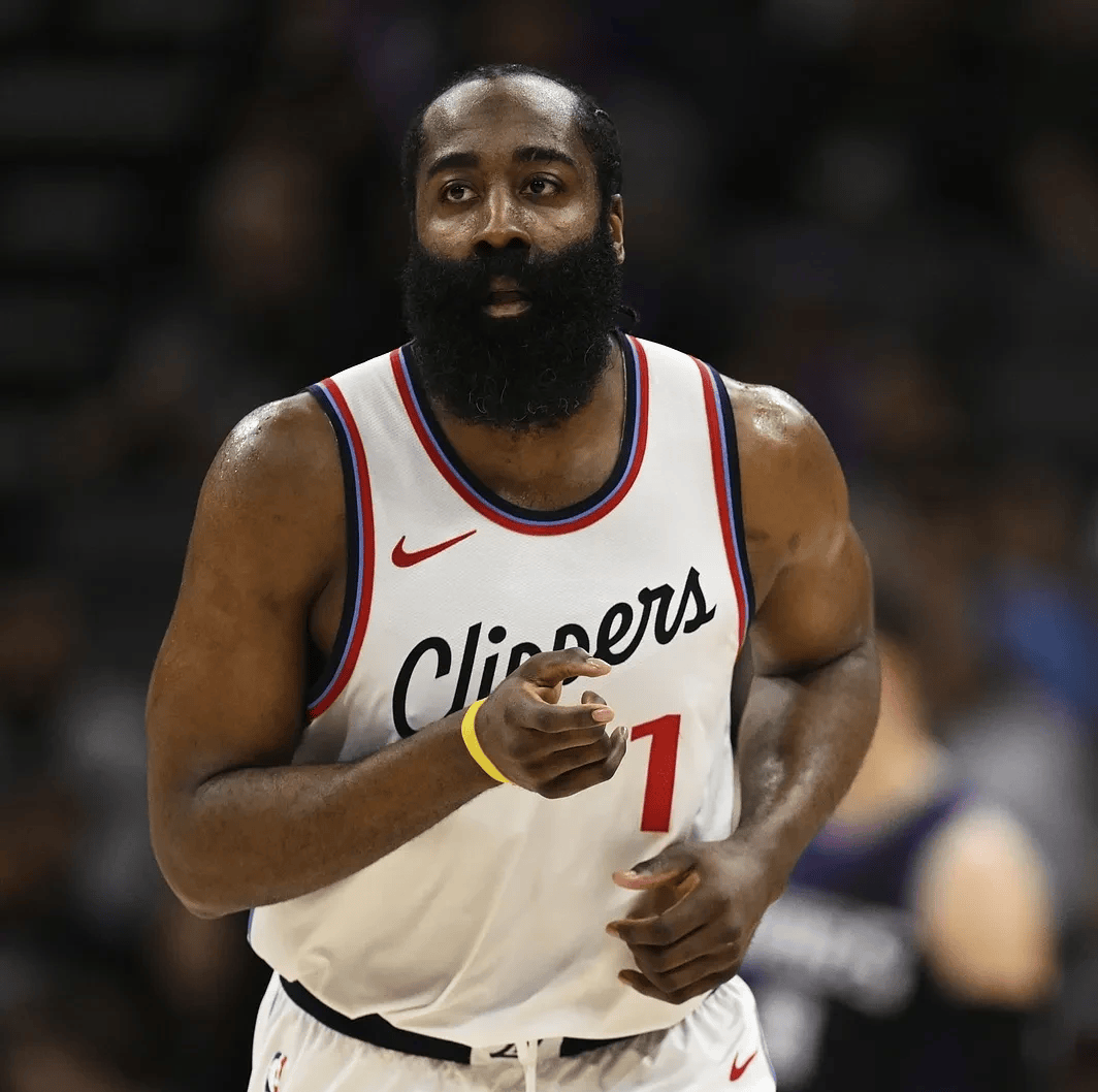 火箭逆转太阳，哈登砍下29+11