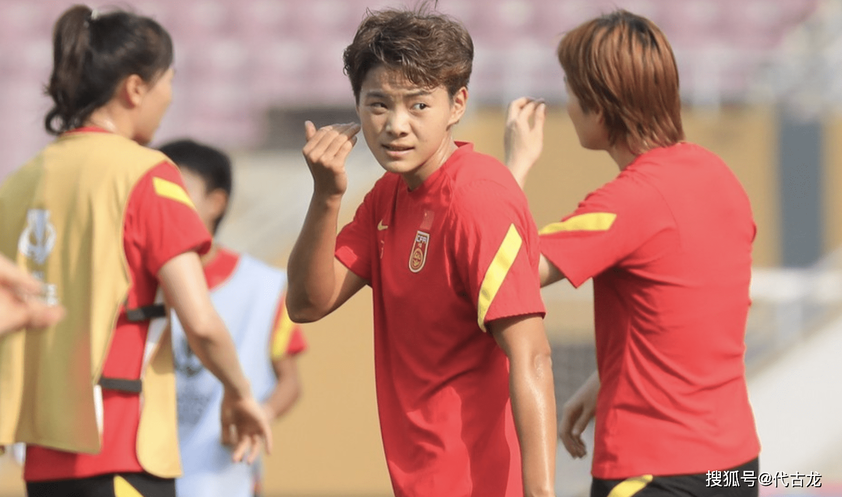 韩国选手激战赛场虎视眈眈冲击冠军