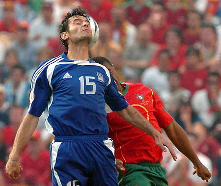 爱游戏官网-双方拼得难分难解，最终获胜