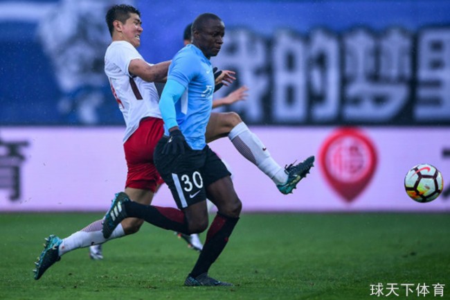爱游戏入口-大连一方主场憾负天津泰达，保级形势日益严峻的简单介绍